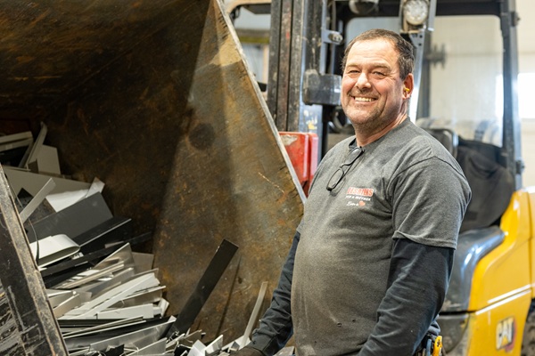 Cour de Desbiens Fer et Métaux